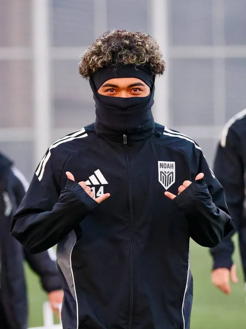 Վերադարձ «Նոա» ակադեմիա