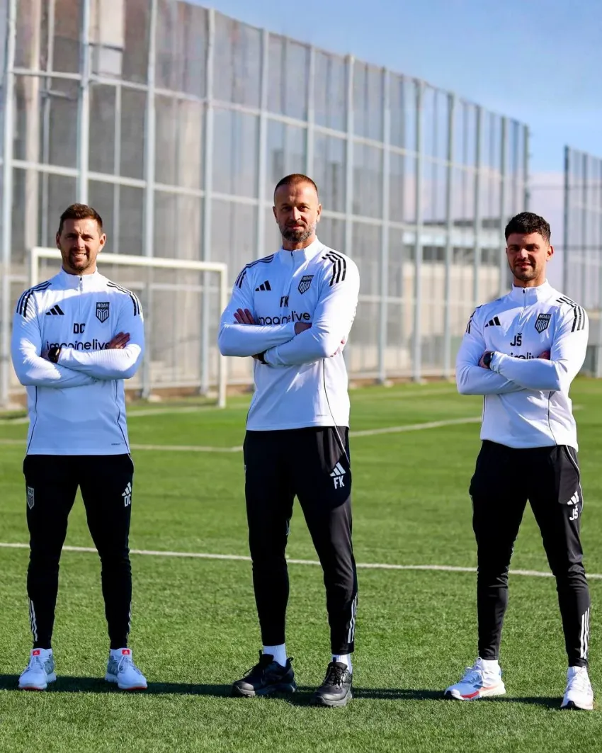 Համալրումներ գլխավոր թիմի մարզչական շտաբում